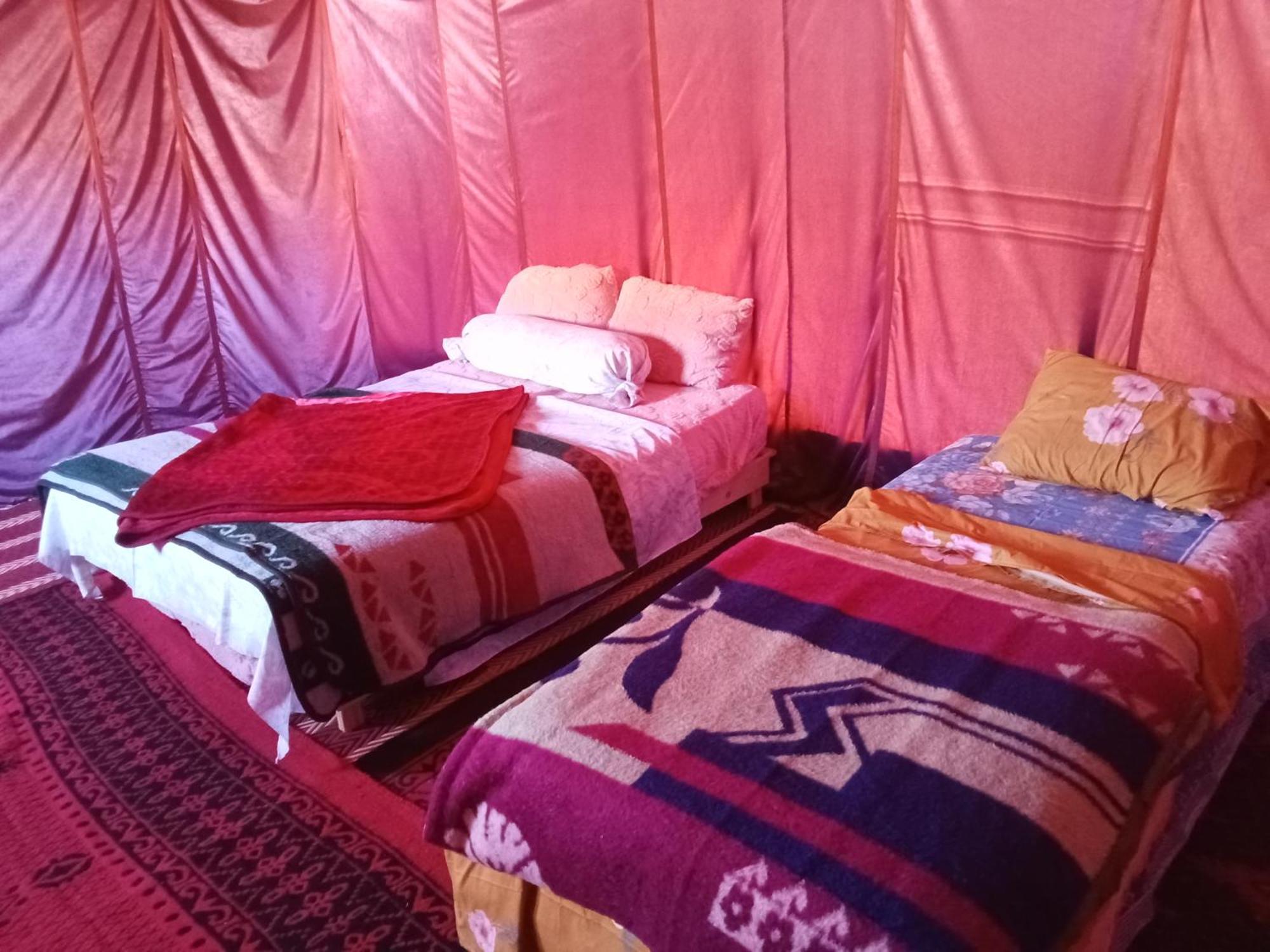 Bivouac Cote-Iriki Hotel Foum Zguid Buitenkant foto