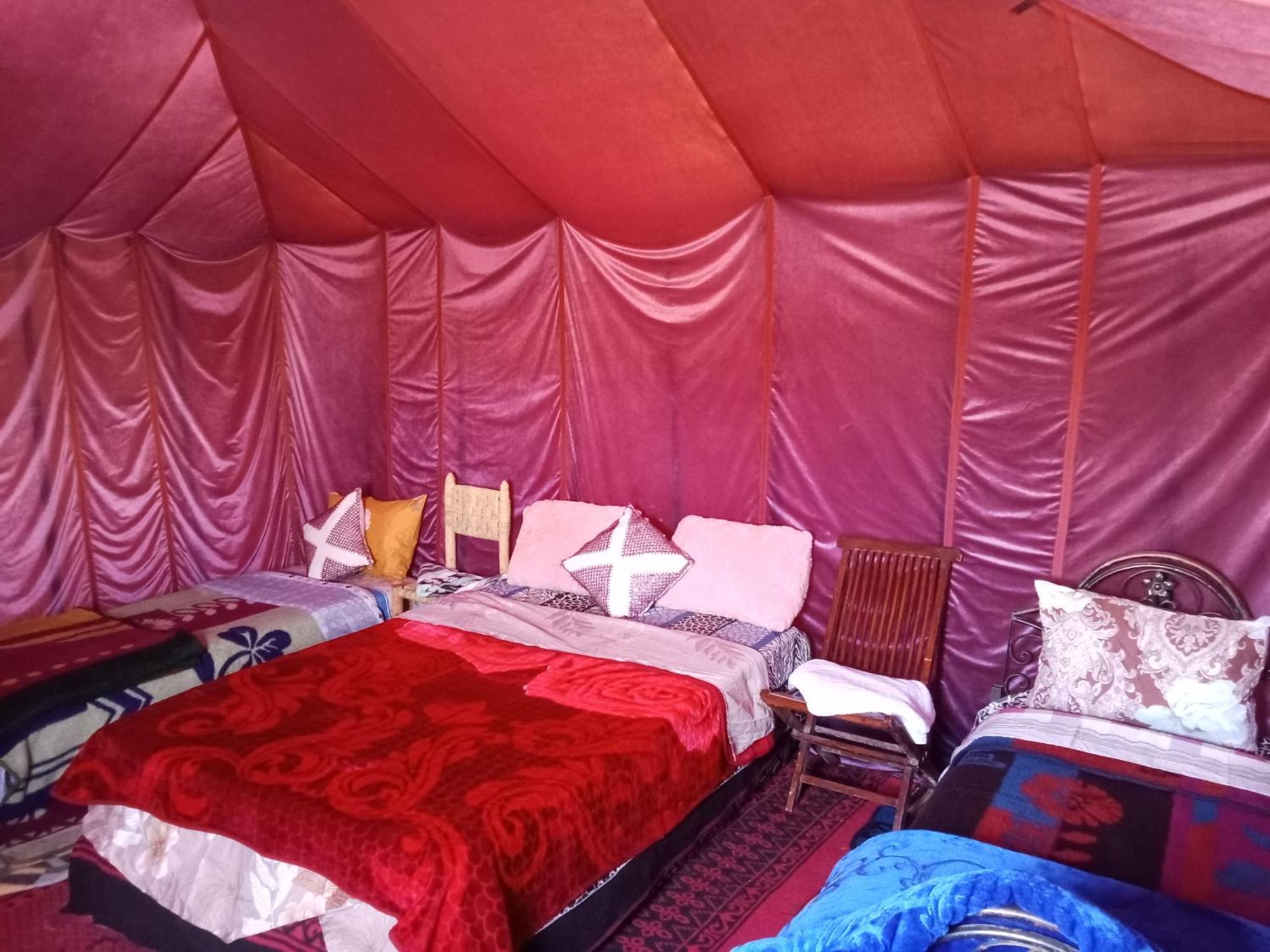 Bivouac Cote-Iriki Hotel Foum Zguid Buitenkant foto