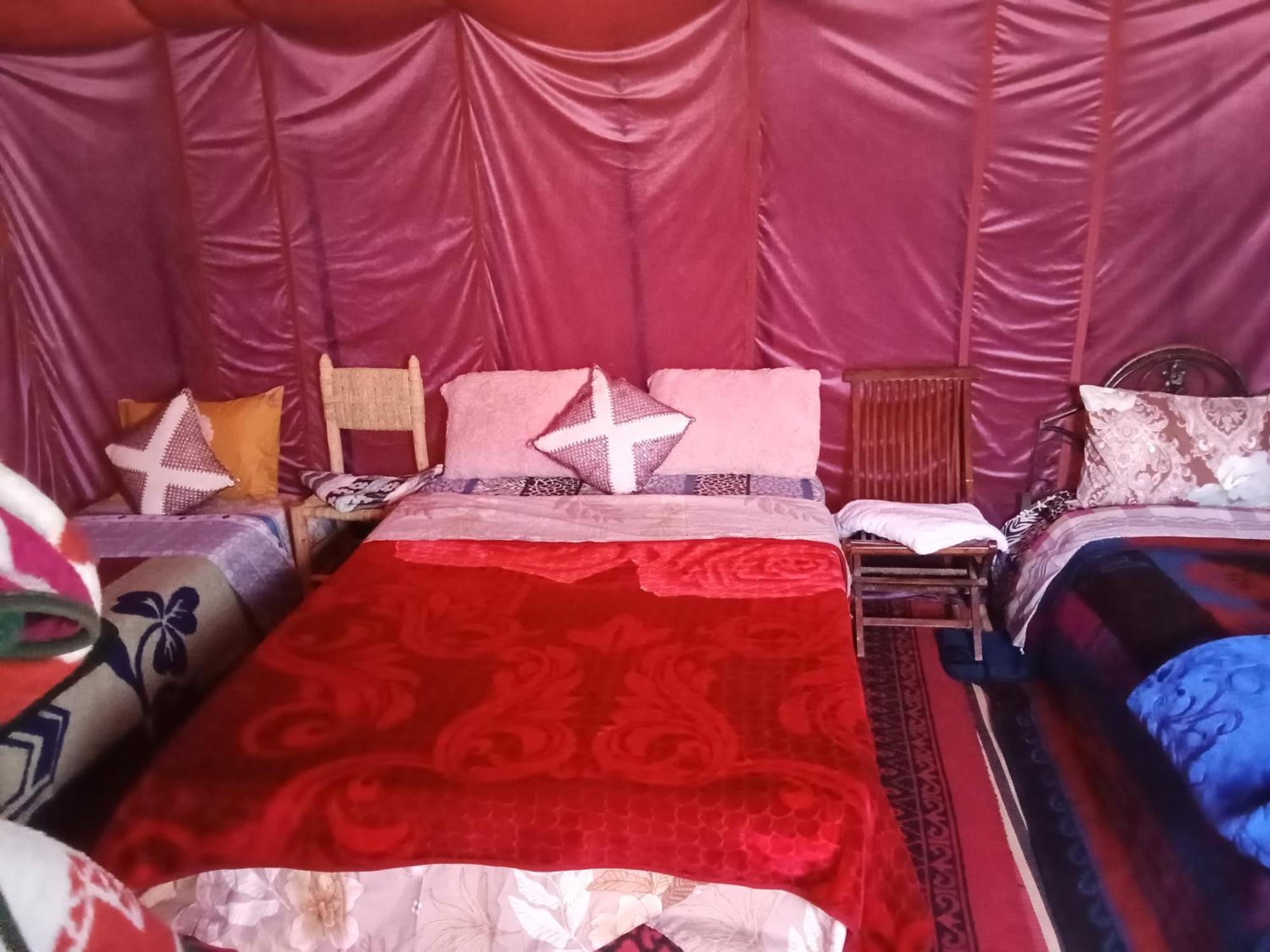 Bivouac Cote-Iriki Hotel Foum Zguid Buitenkant foto